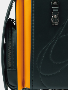 スポーツイエロー